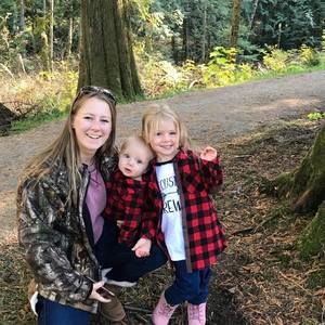 Meet your Posher, Stephanie